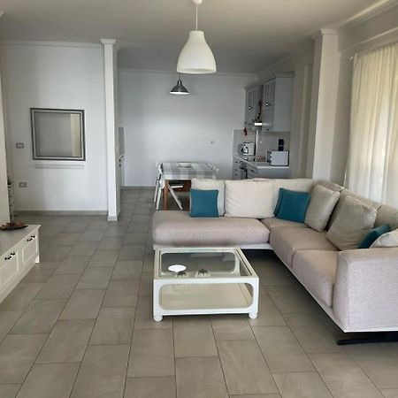 Aneta'S Beach House Влёра Экстерьер фото