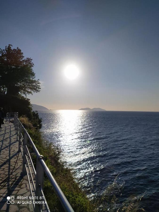 Aneta'S Beach House Влёра Экстерьер фото