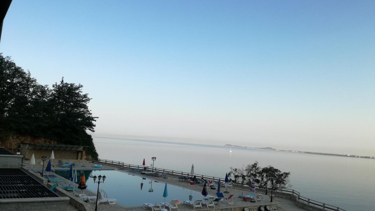 Aneta'S Beach House Влёра Экстерьер фото
