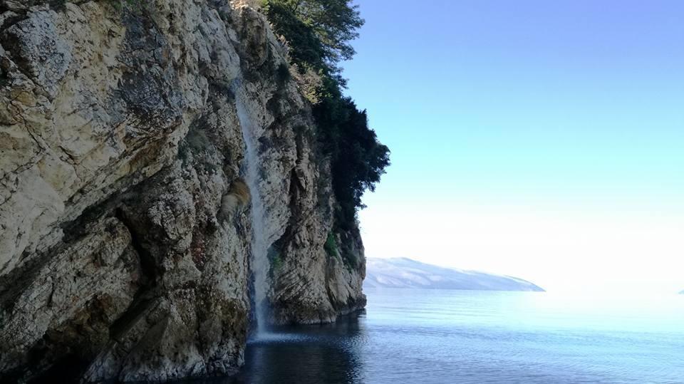 Aneta'S Beach House Влёра Экстерьер фото
