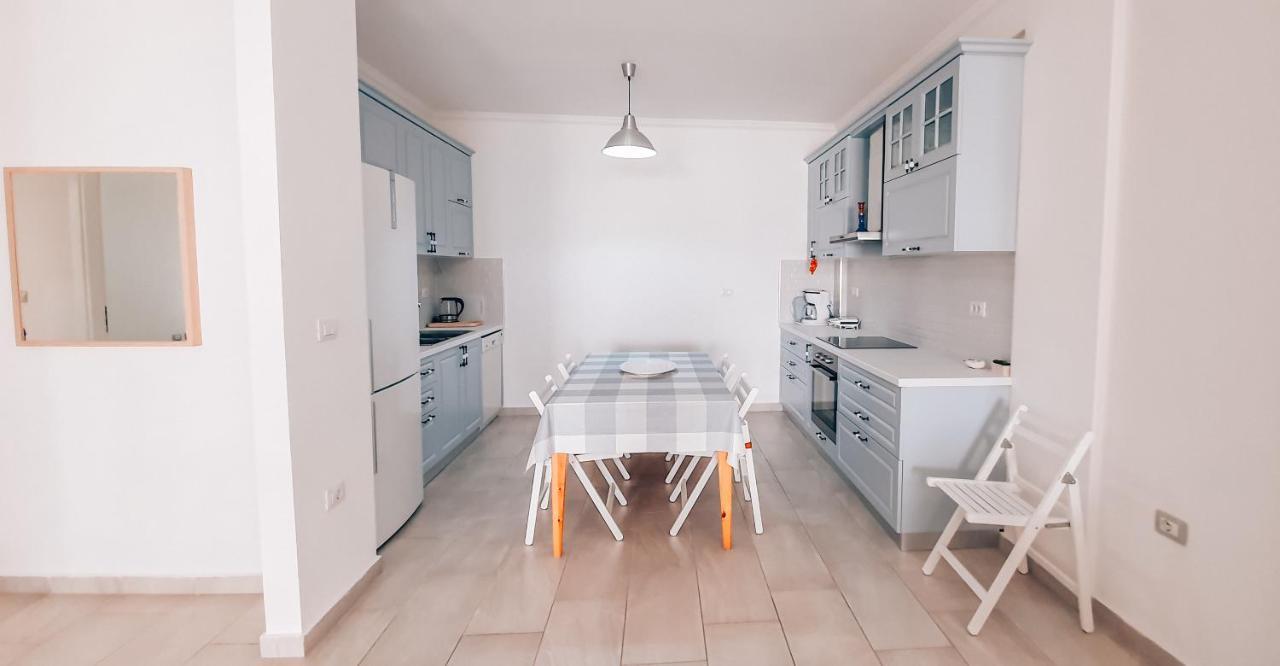 Aneta'S Beach House Влёра Экстерьер фото